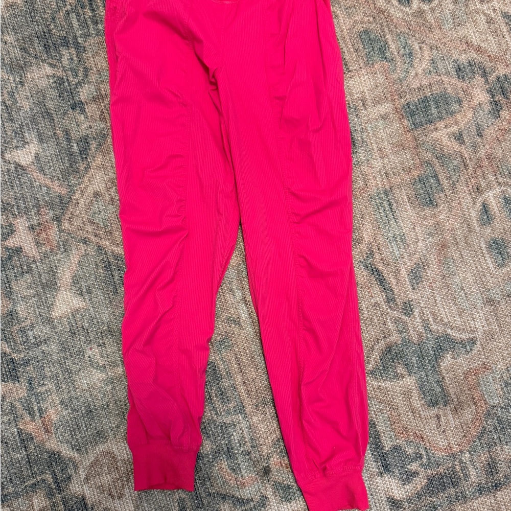 Lululemon Athletica hot pink  dance pants